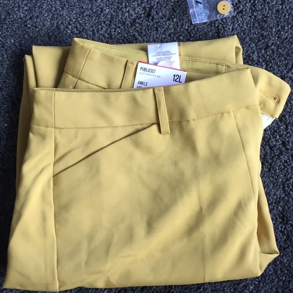 Yellow Mid Rise Publicist Ankle Pants Size 12L
